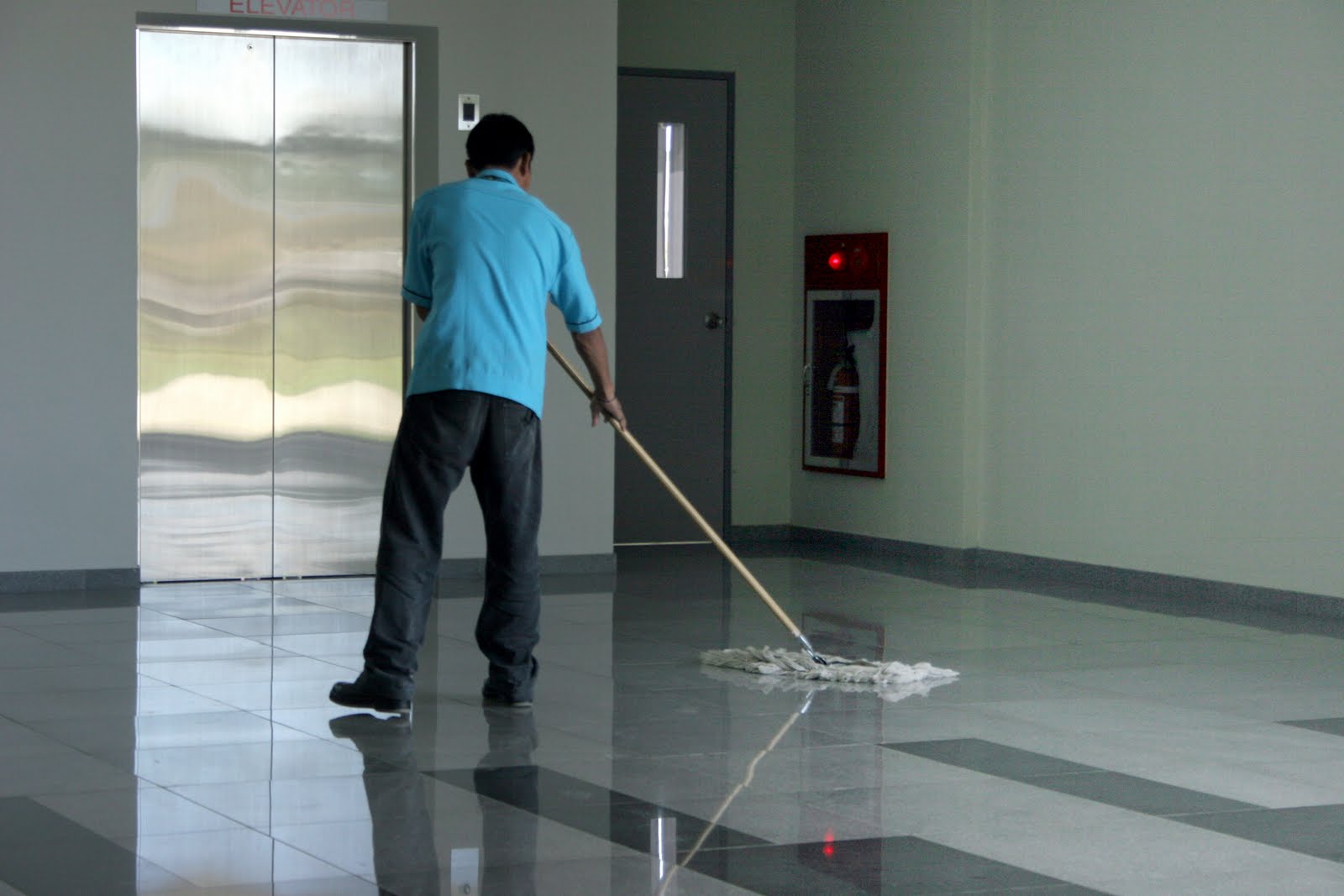 cleaning-hall-1